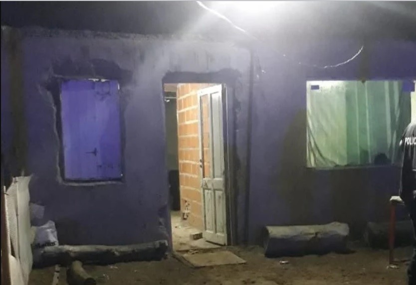 Baleó en la cara a su pareja delante del hijo de 11 años y escapó | Nacionales