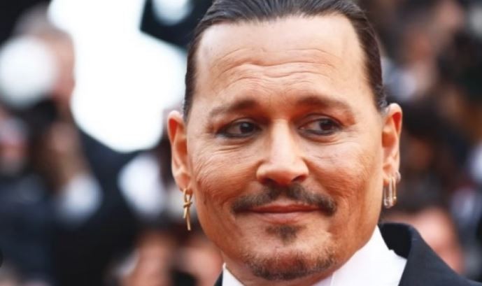 Las lágrimas de Johnny Depp al ser ovacionado de pie durante 7 minutos | Espectaculos