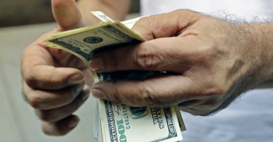 Suba del dólar tras la decisión de Economía de discontinuar la intervención | Nacionales