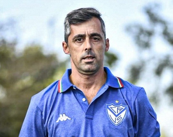 Dolor en Vélez: entrenador de la Reserva se descompensó antes del partido y murió | Deportes