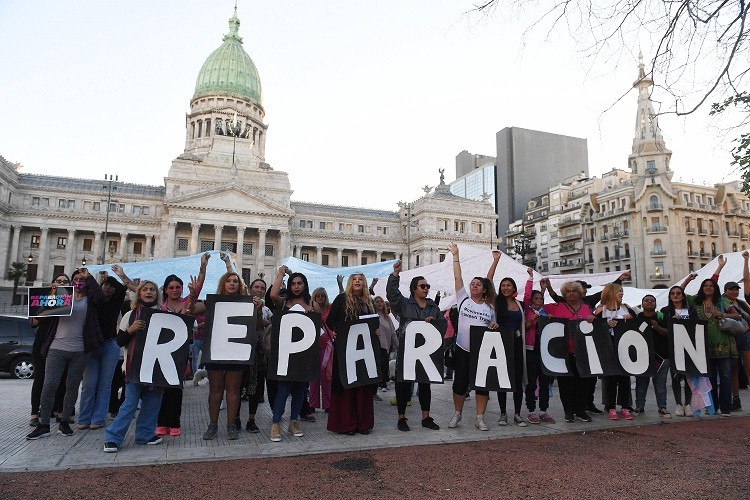 Primera marcha plurinacional de travesti trans "por una ley de reparación histórica" | Igualdad y Género