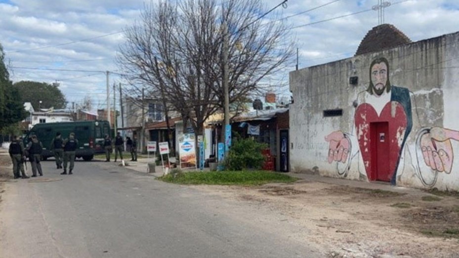 Rosario violenta: balearon a una mujer a metros de la capilla que ayer fue blanco de otro ataque | Noticias