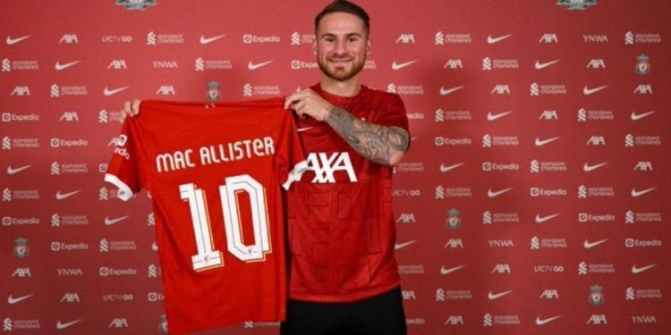 Alexis Mac Allister no debutó y ya recibió críticas | Deportes