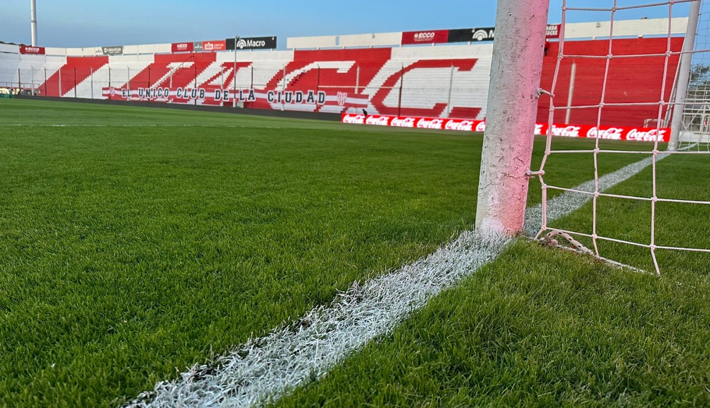 Un niño de 5 años cayó al vacío en una tribuna de la cancha de Instituto | Deportes