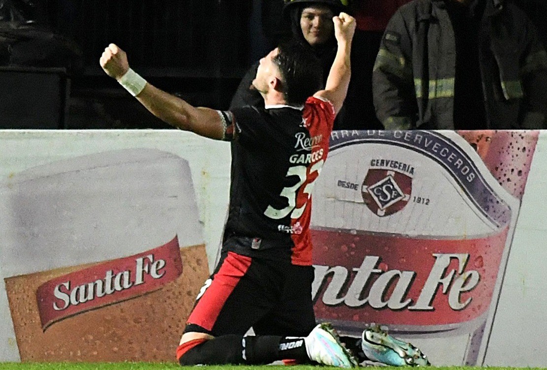 Colón volvió al triunfo y se quedó con el largo invicto de Domínguez | Deportes