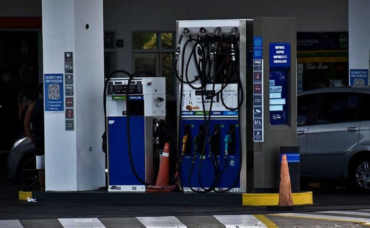 YPF aumentó sus combustibles este sábado: cómo quedaron los precios en Santa Fe | Noticias