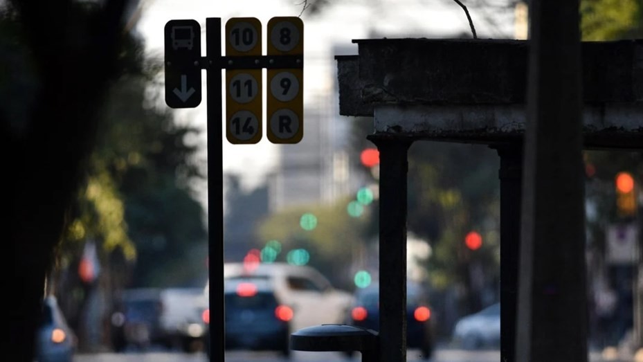 Se lleva adelante el paro de colectivos urbanos e interurbanos | Noticias