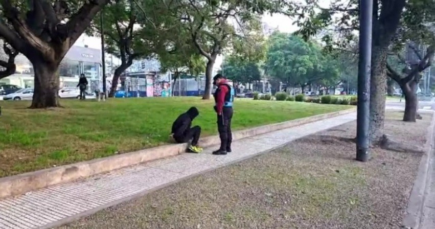 En plena 9 de Julio, un automovilista quiso acuchillar a otro durante una discusión de tránsito | Nacionales