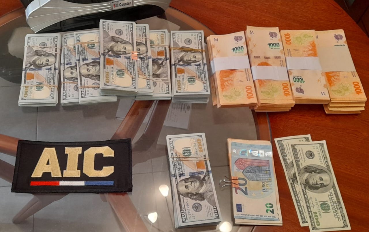 Detuvieron a dos personas que extorsionaron a un metalúrgico a nombre de "Los Monos" | Policiales