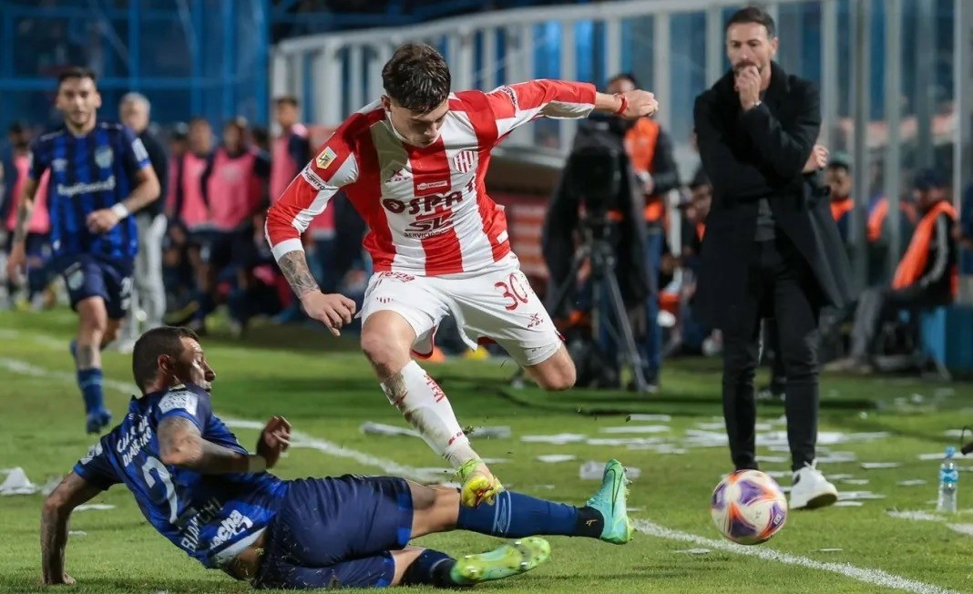 Unión se despertó tarde y cayó con Atlético Tucumán en el debut del “Kily” González | Deportes