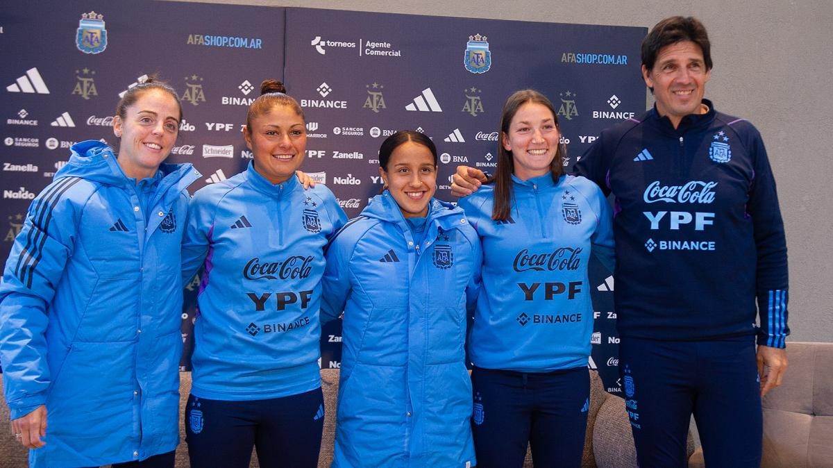 Portanova convocó a 25 jugadoras para una nueva semana de entrenamientos | Deportes