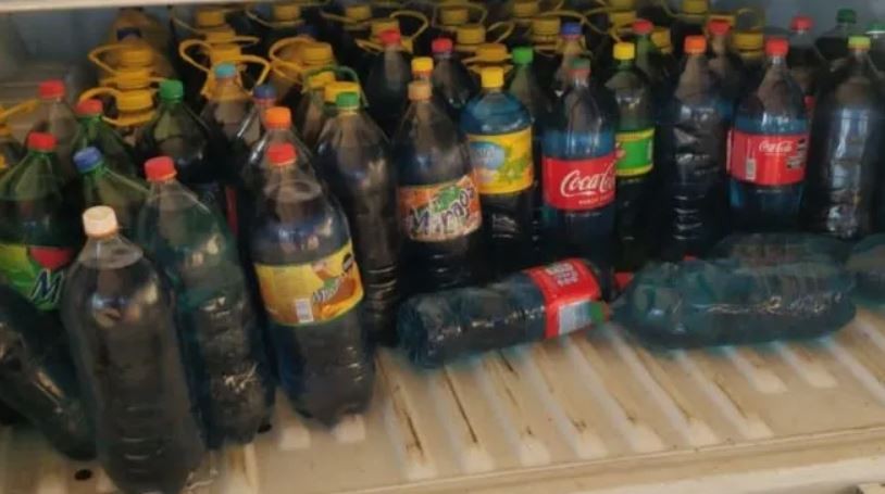 La Aduana evitó el contrabando de 300 litros de nafta en botellas de gaseosas y aceite | Nacionales