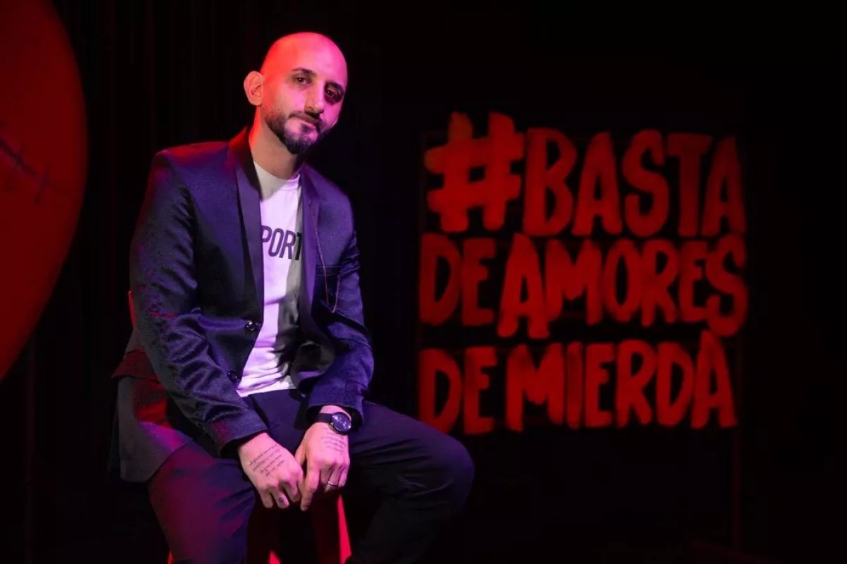 Llega el "Pela" Romero al escenario de ATE Casa España con "Basta de amores de mierda" | Espectaculos