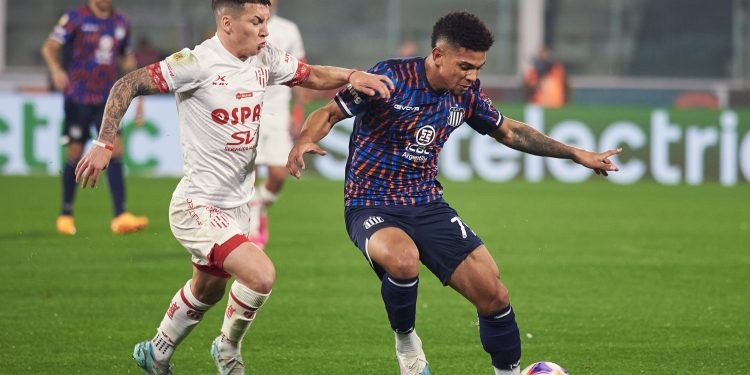 Unión y Talleres empataron en un emotivo partido en el Kempes | Deportes