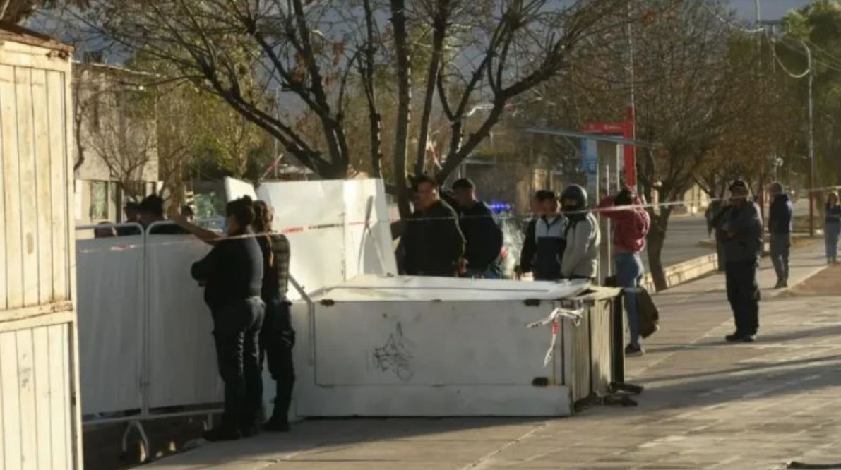 Mueren dos hombres en dos accidentes por fuertes ráfagas de viento Zonda en Mendoza | Nacionales