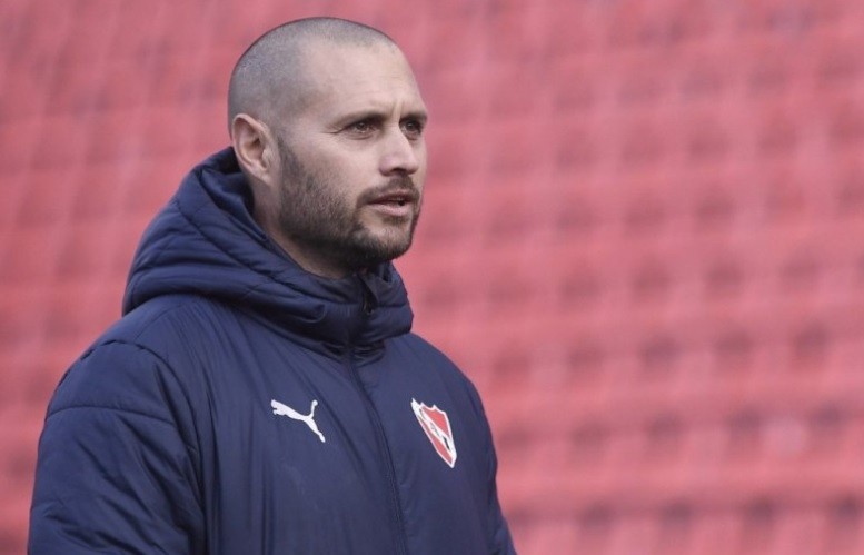 "No quiero se cómplice", con una fuerte crítica a los directivos, renunció Damián Albil en Independiente | Deportes