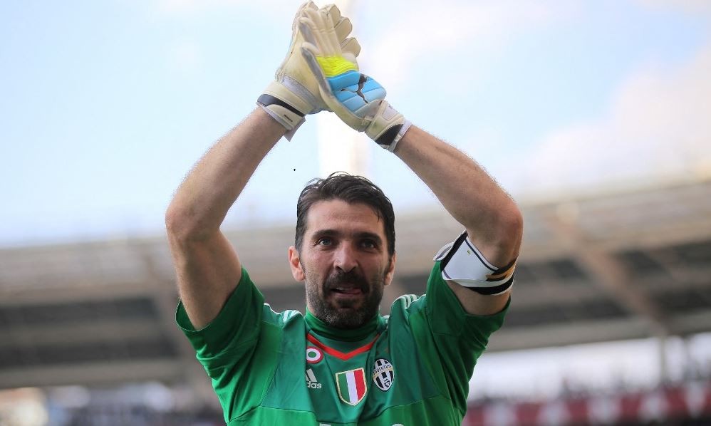 "¡Esto es todo amigos!": alos 45 años, Gianluigi Buffon colgó los guantes | Deportes