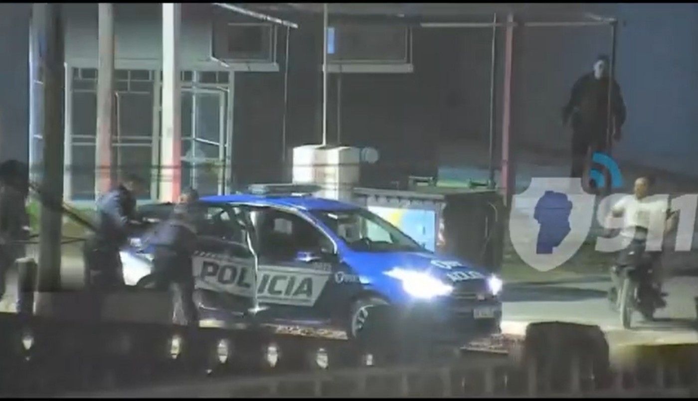 Video: oficiales de la Policía le salvaron la vida a una beba recién nacida | Nacionales