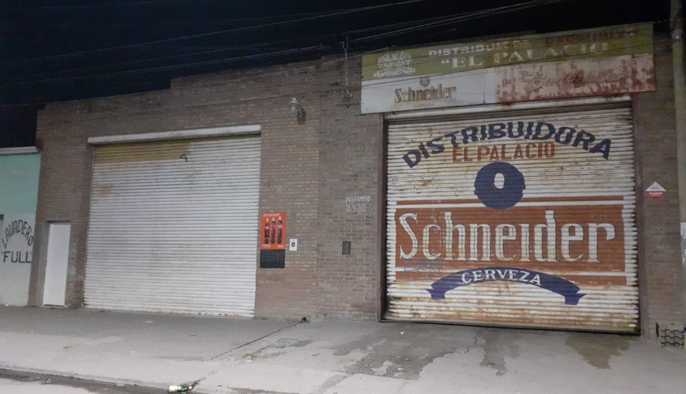 Video: Delincuentes robaron una distribuidora de bebidas en Santa Rosa de Lima | Noticias