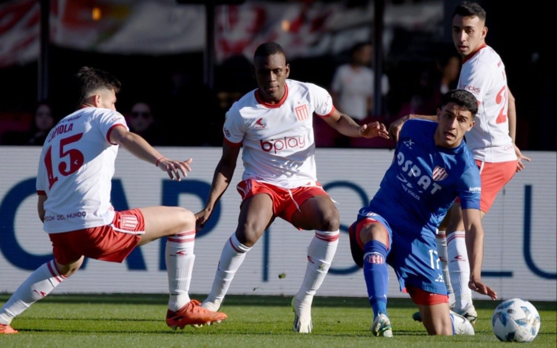 Unión pierde en el final del primer tiempo ante Estudiantes | Deportes