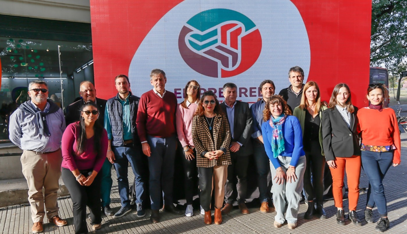 Jatón encabezó un encuentro de emprendedurismo en Capital Activa | Noticias