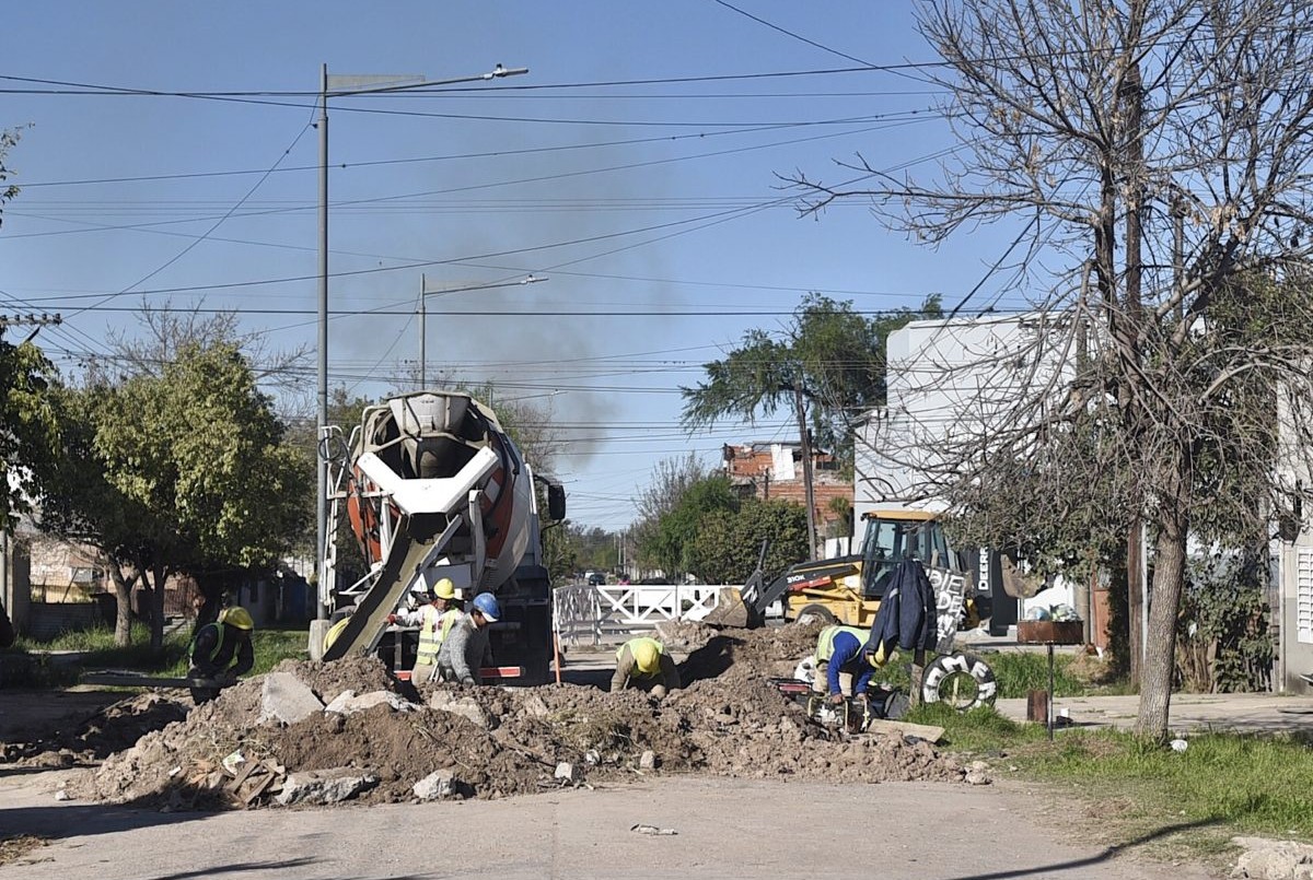Trabajos de bacheo, iluminación y drenaje urbano previstos para este martes 26 de septiembre | Información General