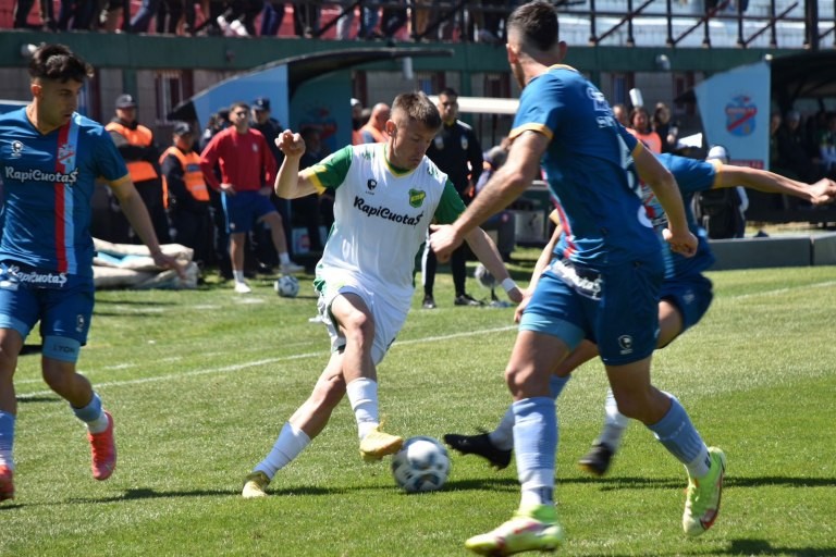 Arsenal venció a Defensa y Justicia y se ilusiona con luchar hasta el final por la permanencia | Deportes