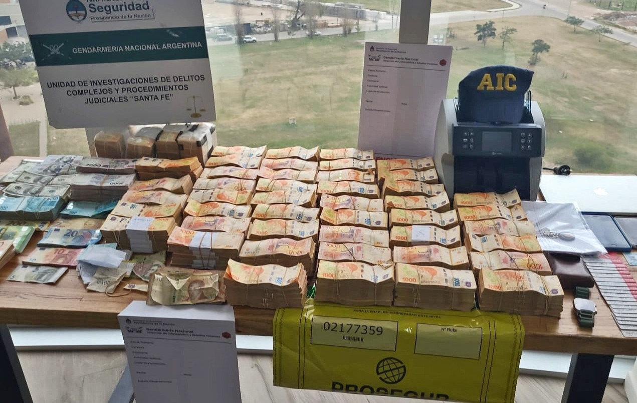 Citan a indagatoria a la pareja del imputado por la cueva financiera del puerto | Información General