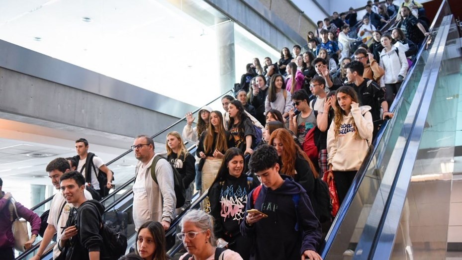 Llegaron a Ezeiza los primeros argentinos provenientes de Israel | Noticias