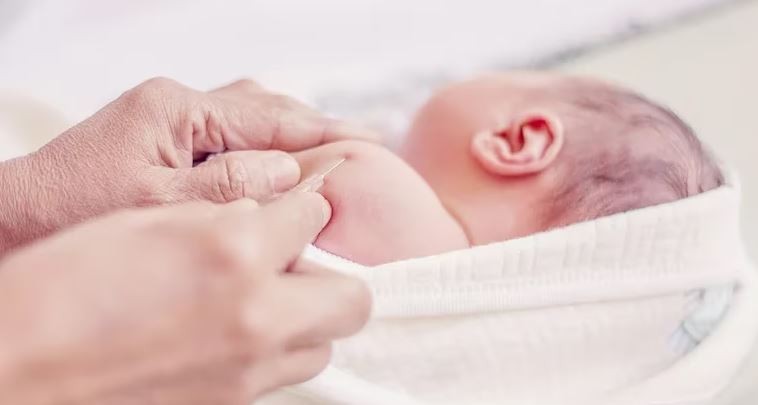 La Justicia Luis ordenó vacunar a dos bebes recién nacidos pese a la negativa de sus padres | Salud