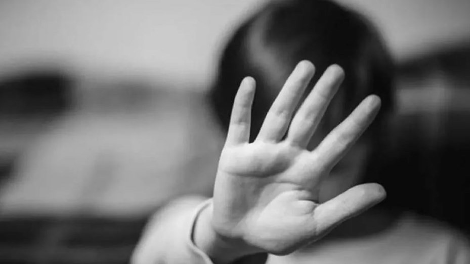 Le dieron prisión domiciliaria a una mujer de 37 años condenada por abusar sexualmente de un chico de 14 | Nacionales