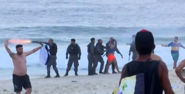 Insólito comunicado de Conmebol por "los actos de violencia" entre hinchas de Boca y Fluminense en Brasil | Deportes