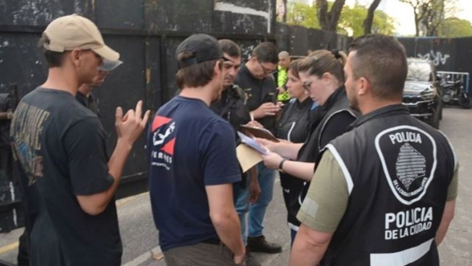 Un influencer quiso entrar al recital de Taylor con una credencial falsa y lo detuviero | Espectaculos