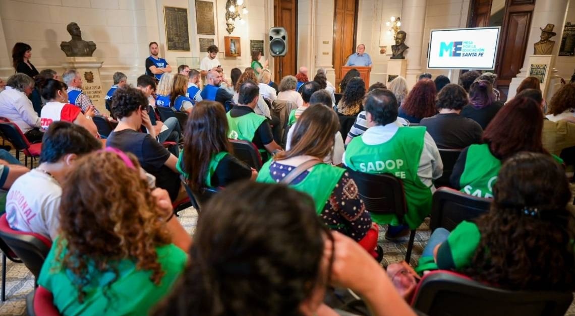 La Legislatura fue sede de una audiencia pública en defensa de la educación en Santa Fe | Información General