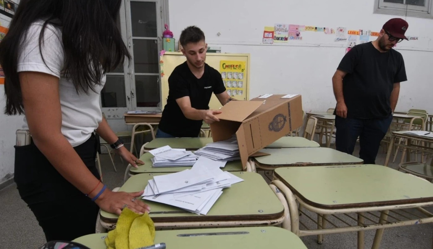 Contundente victoria de Milei en la ciudad: ganó en 27 de los 32 circuitos electorales | Elecciones 2023