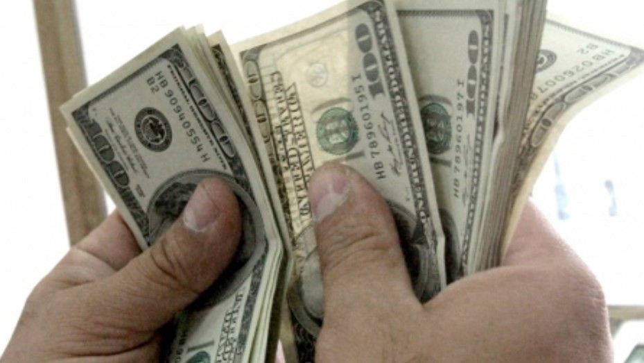 Fuerte suba del dólar en todas sus versiones en la primera rueda con Milei como presidente electo | Noticias