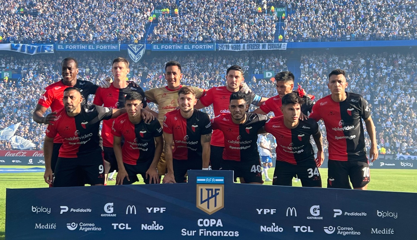 Colón perdió ante Vélez y jugará un desempate para no descender | Deportes
