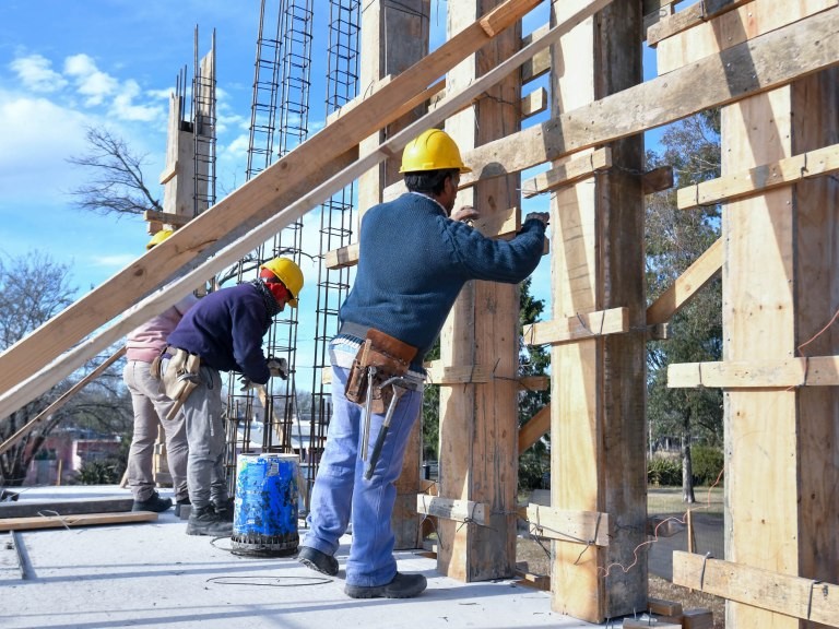 Los salarios le ganaron a la inflación en octubre pero en la comparación anual siguen por debajo | Nacionales