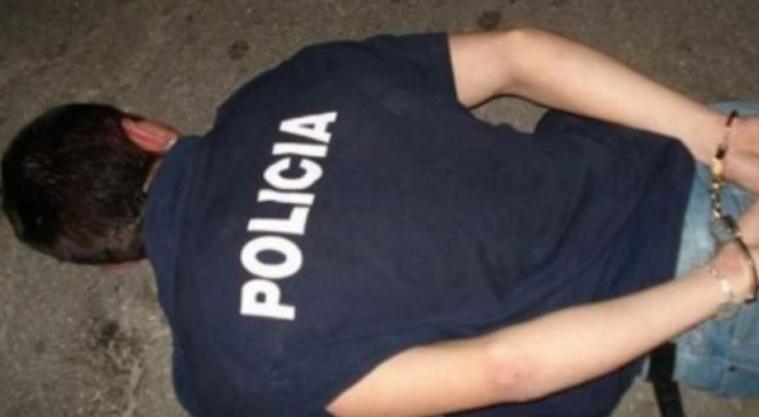 Detienen a un expolicía federal y a un sargento bonaerense por robarle a una adolescente que volvía de la escuela | Nacionales