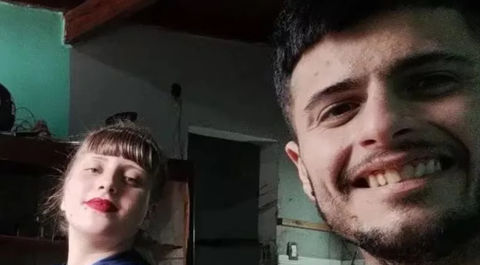 Aberrantes posteos del acusado de golpear y tirar a una adolescente de un quinto piso | Información General