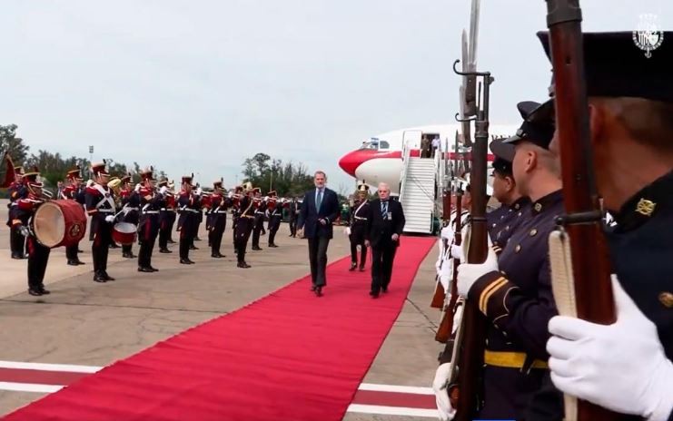 El Rey Felipe VI llegó a Buenos Aires para participar de la asunción de Milei | Nacionales