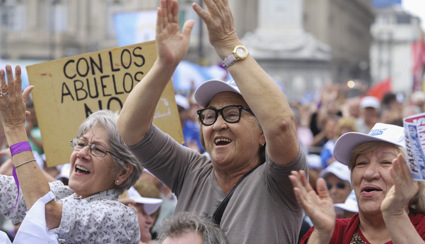 Jubilaciones: el gobierno buscará suspender la ley de movilidad | Nacionales