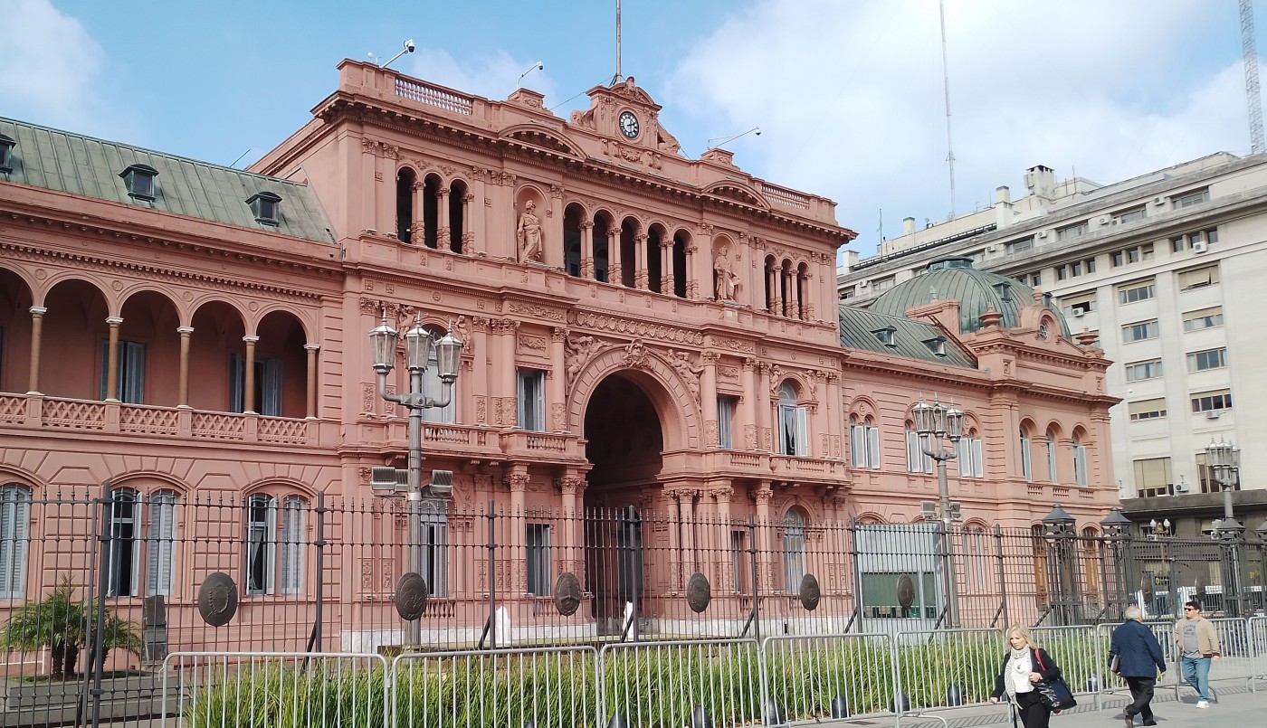 Milei iba a encabezar este sábado una reunión de gabinete en la Rosada, pero la dieron de baja | Nacionales