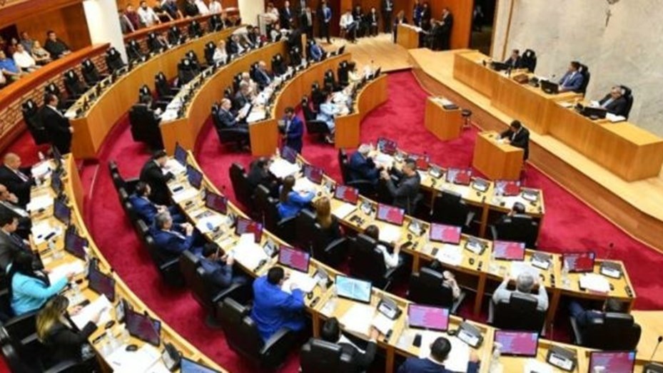 Tucumán: Los legisladores se duplicaron la dieta | Nacionales