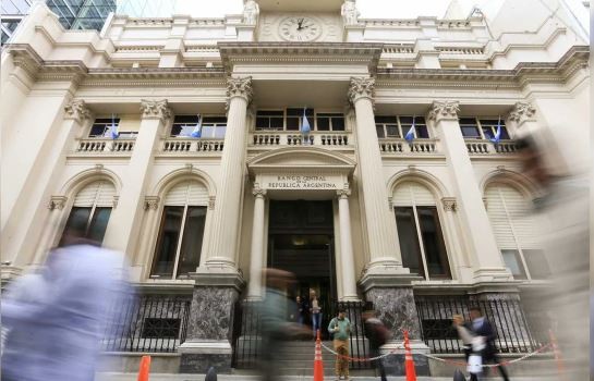 El Gobierno autoriza el pago de impuestos e importaciones con bonos del Banco Central | Nacionales