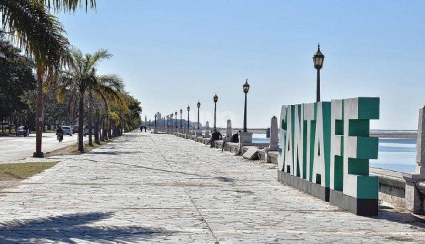 Miércoles soleado en la ciudad | Información General