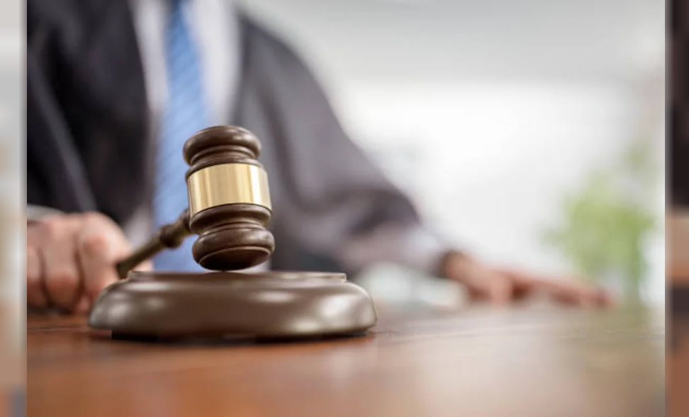 Jueces deberán usar "toga negra y martillo", según el nuevo paquete de leyes de Milei | Nacionales