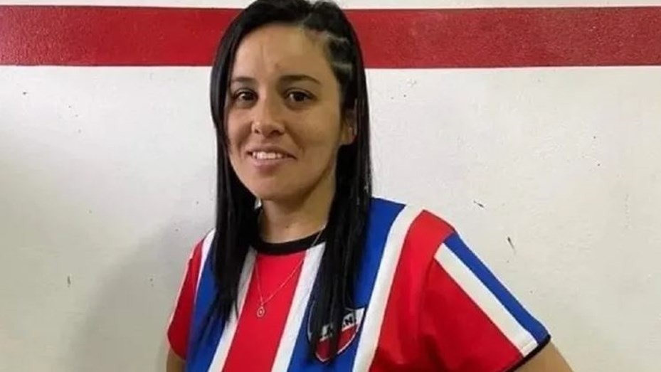 Una mujer murió de paro cardiorrespiratorio mientras jugaba partido de fútbol 5 | Noticias