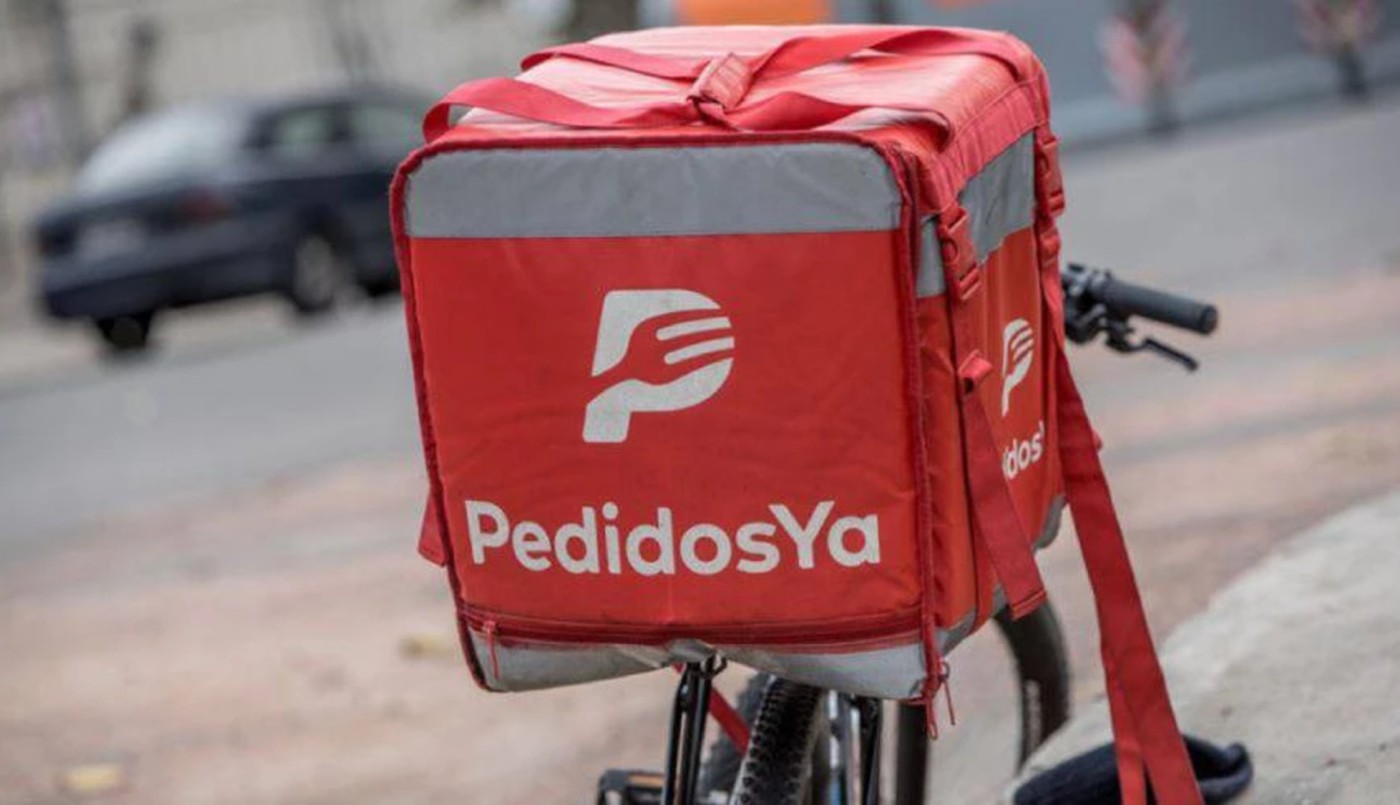 Seis delincuentes armados le robaron la moto a una trabajadora de Pedidos Ya | Policiales