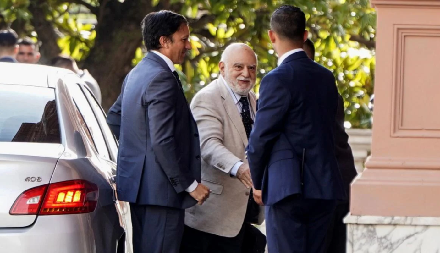 Fallo favorable a la estrategia del Gobierno tras los amparos contra el DNU | Nacionales